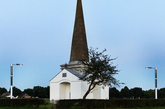 Soluxio zonnelicht paal kerk