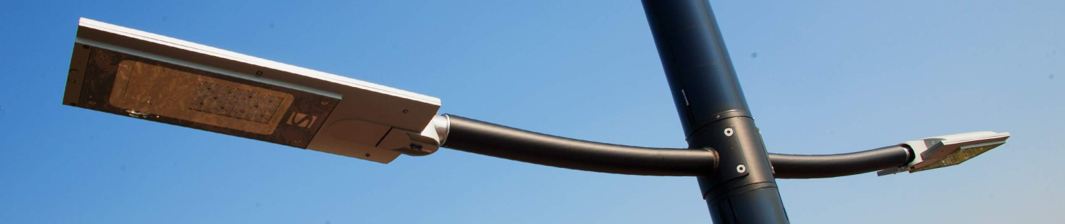Soluxio solar parking lot lighting with double light fixture Soluxio solar parking lot lighting with double light fixture