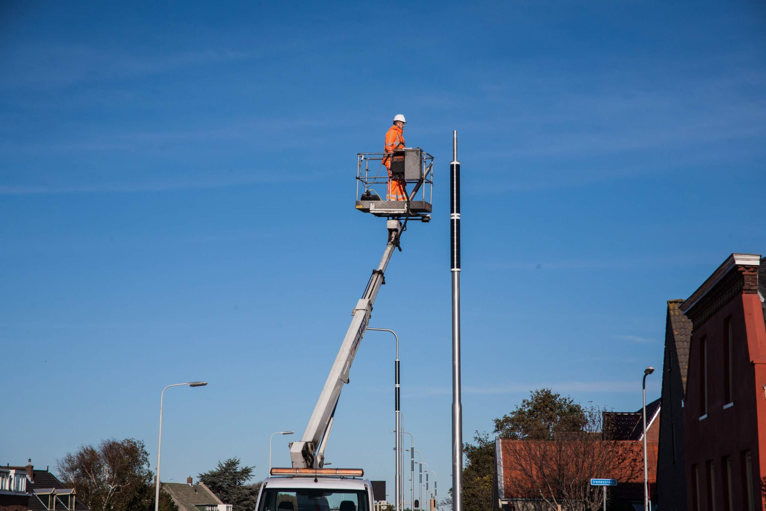 Soluxio grid-connected solar street lighting installed Soluxio grid-connected solar street lighting installed