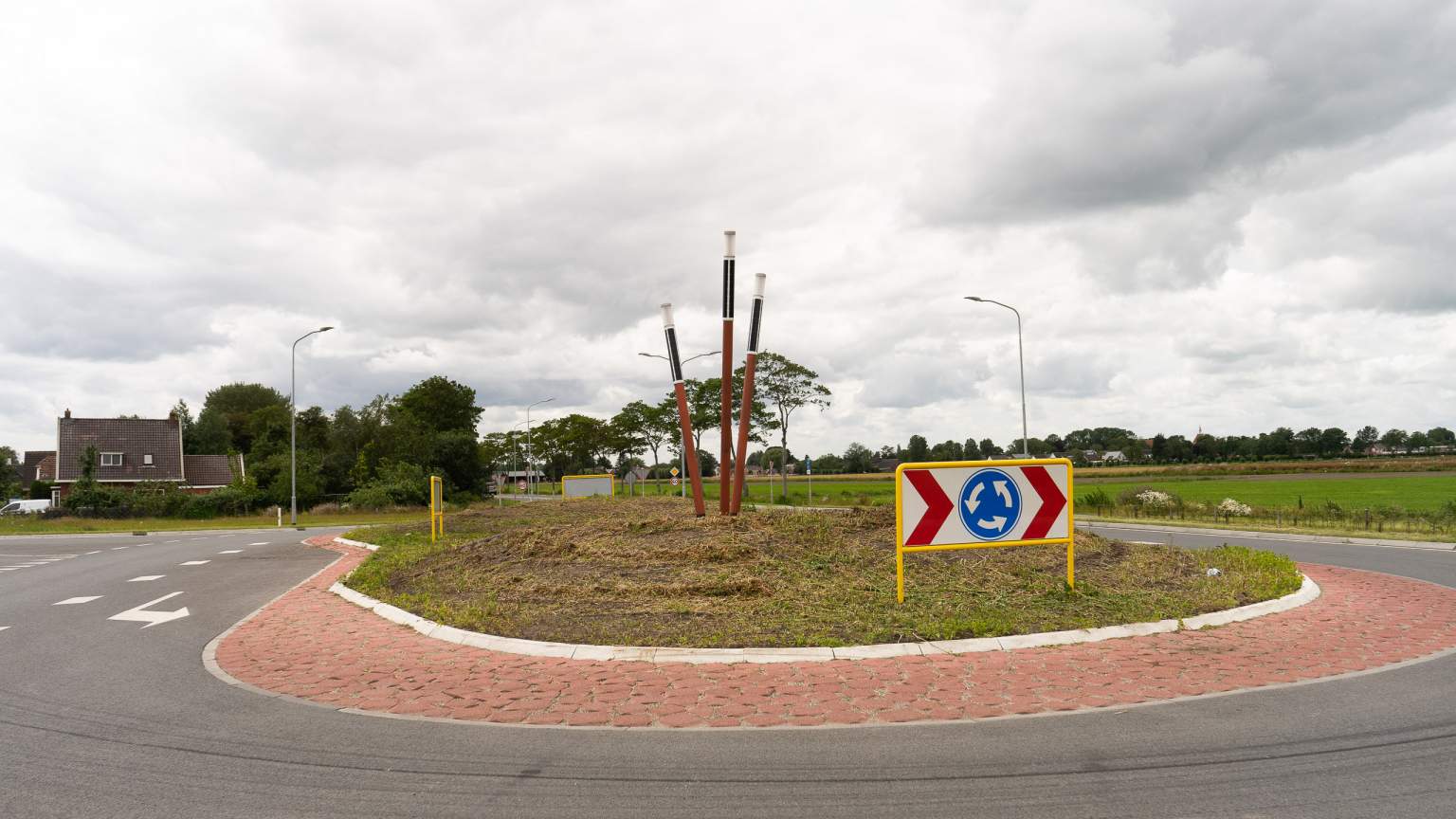 Roundabout in Holland with design solar lights Soluxio