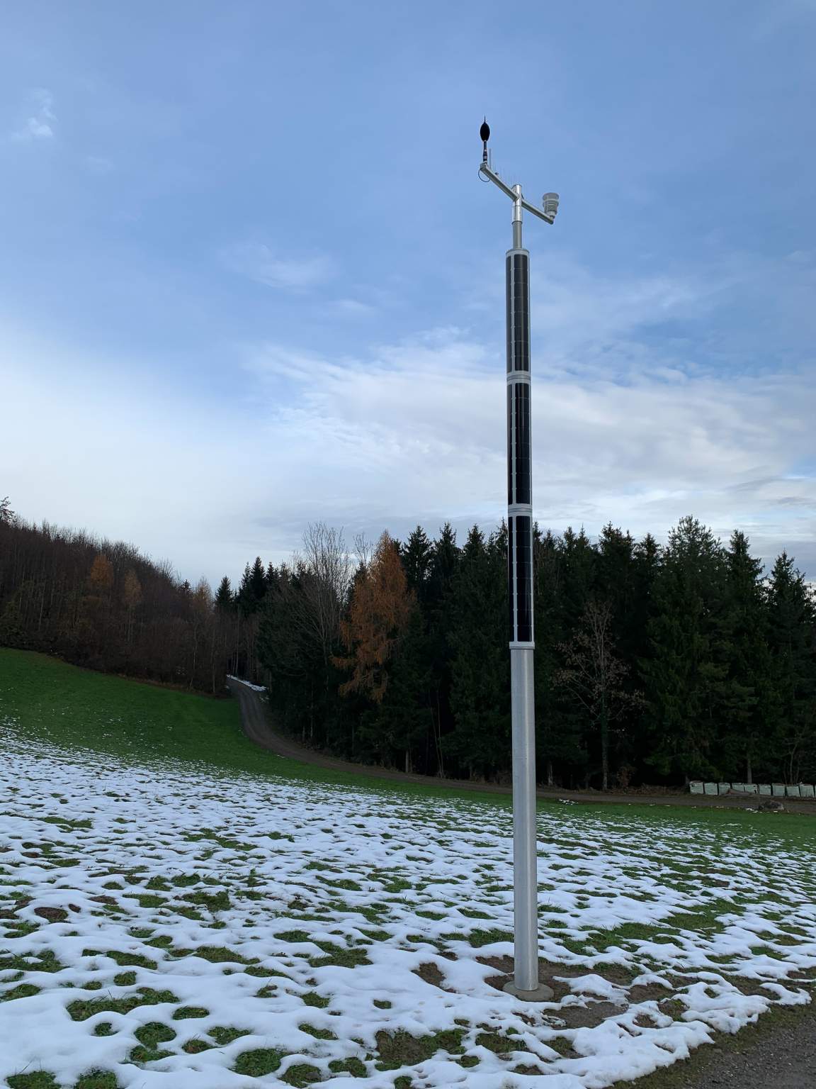 Soluxio with double bracket for sensors